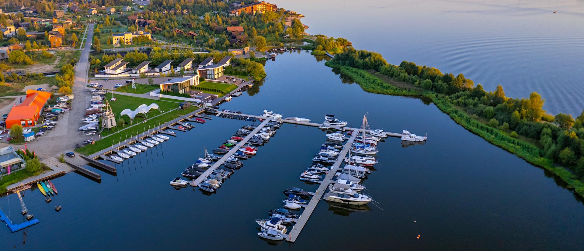 Яхт-клуб «Конаково Ривер Клаб»: Московское море под вашей кормой